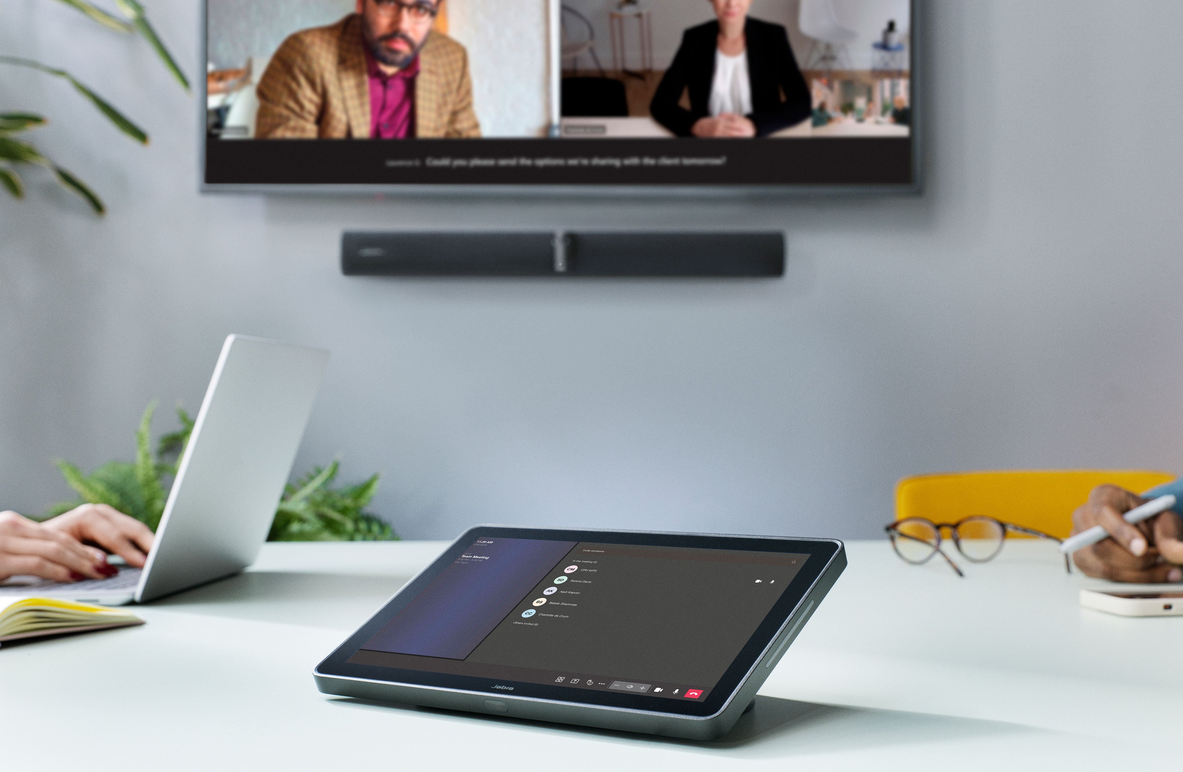 Jabra-PanaCast-Control-Close-Up-Microsoft-Medium-(1)