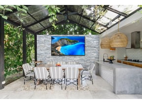 Neptune Shade Series Outdoor TVs Application Image 2-1