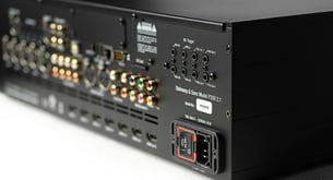 P300_HDMI2.1-2_72dpi