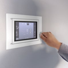 Touchscreen-Wallplate-Cover